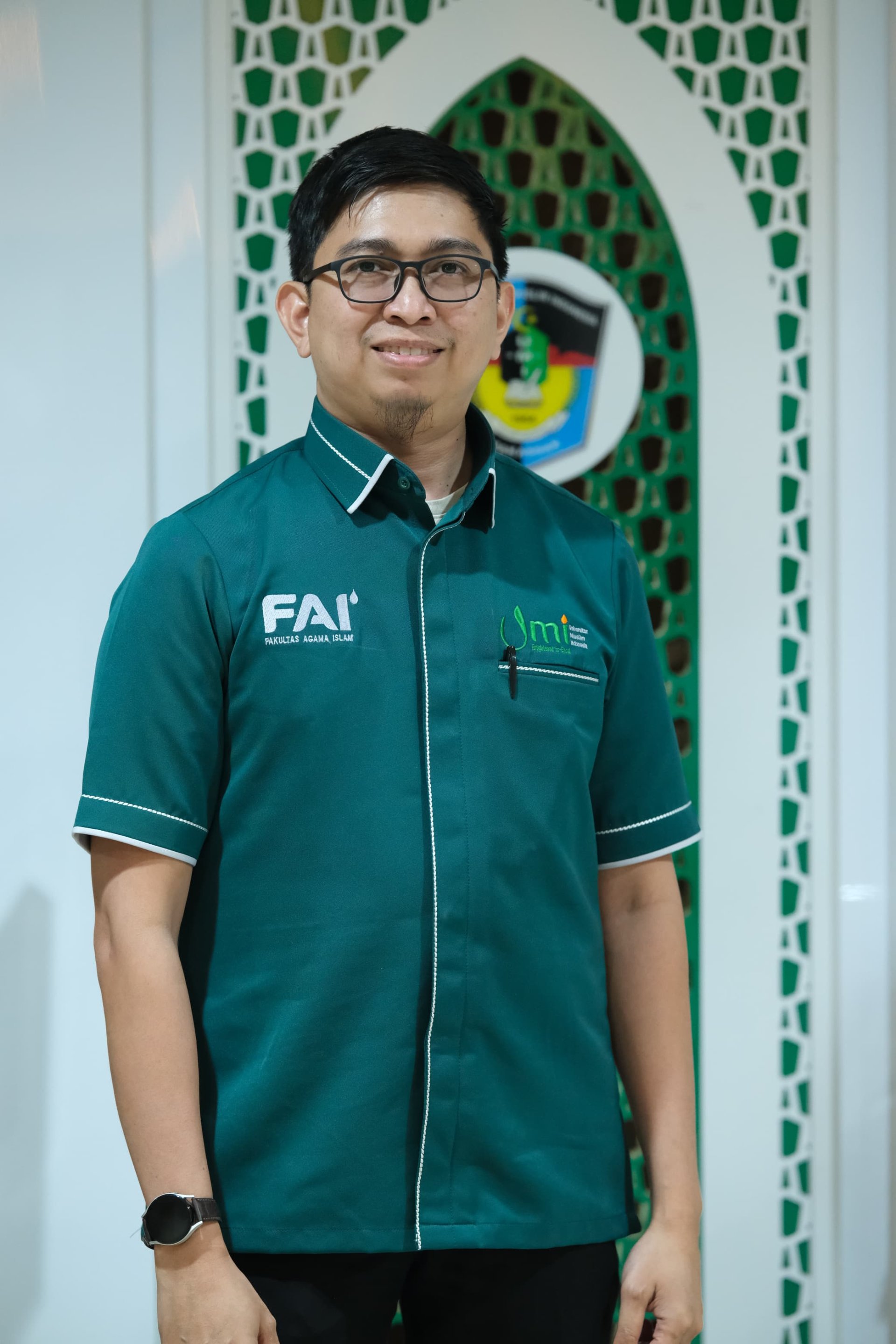 Dr. Ardi, S.H.I.,MH.
