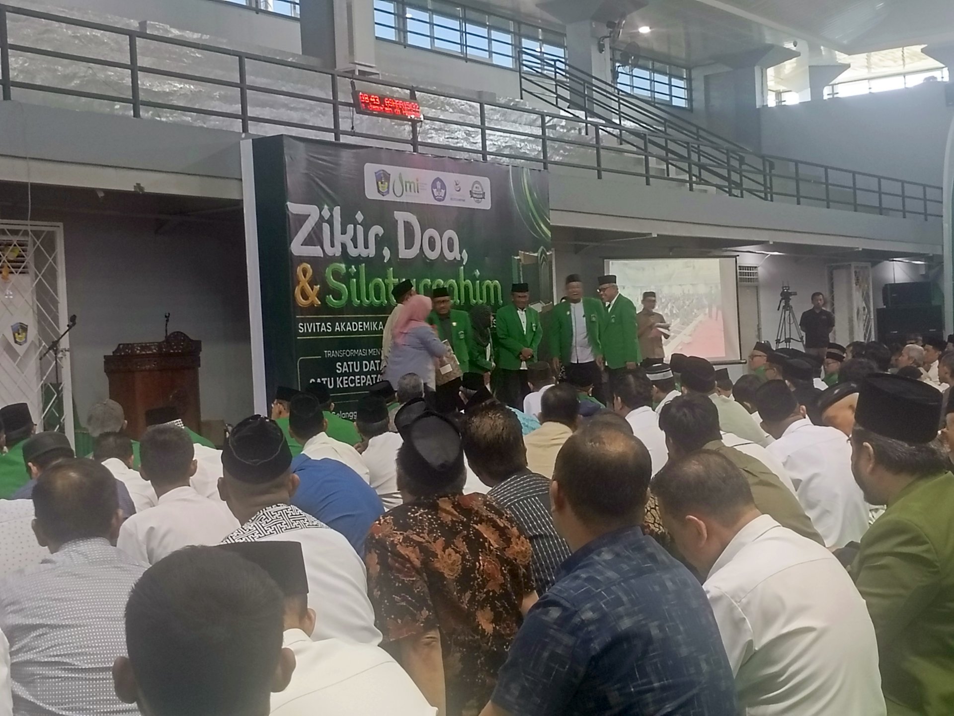 Zikir, Doa, dan Silaturrahim Sivitas Akademika UMI Perkuat Komitmen Transformasi Menuju UMI 2030