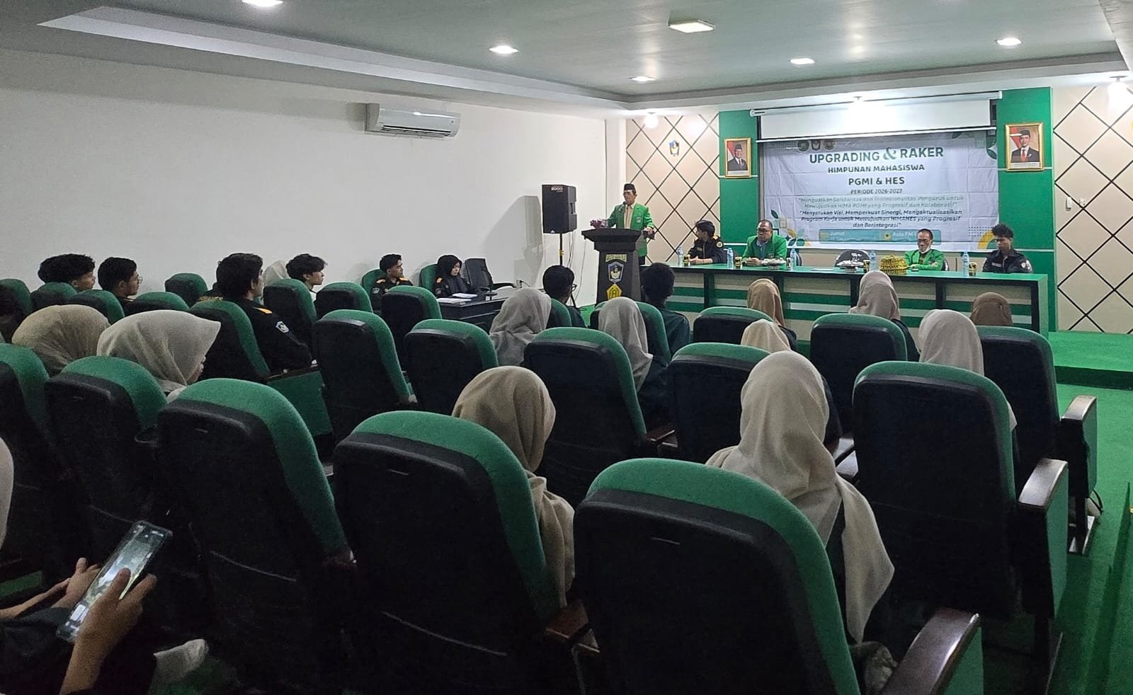 تعزيز القيادة الطلابية، HIMA PGMI وHIMA HES FAI-UMI يعقدان اجتماعات التطوير والعمل للفترة 2026-2027